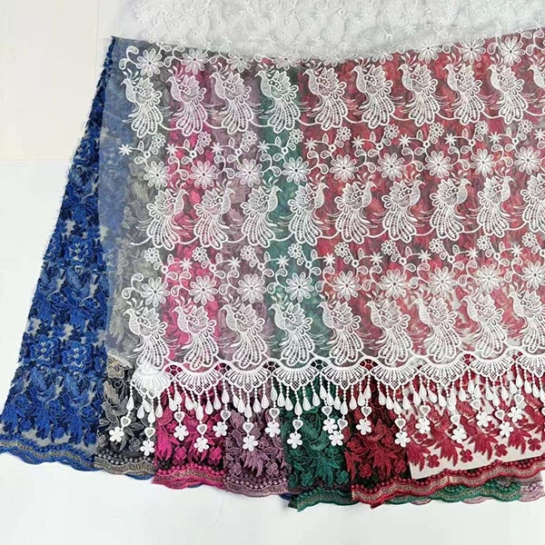 Handizkako 3D lore ederrez jositako ehungintzako brodatutako ehuna Suitzako Voile Parpailak 2021